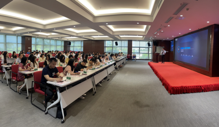 精准引流，攻略客户！外贸牛吹响营销狙击号角